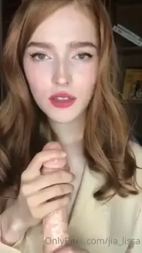 Jia Lissa Masturbating In Library