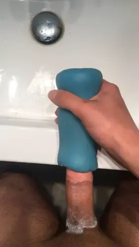 Click to see me fuck my pocket pussy😈