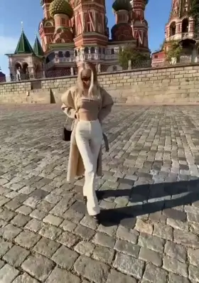 Tits flash in public