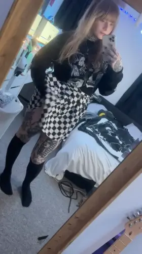 Alt girls with dick = best girls, right?