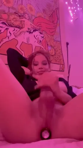 TS Jade bouncing balls