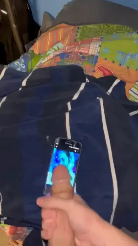 HMU to shoot all over your pics kik: anthonystud00