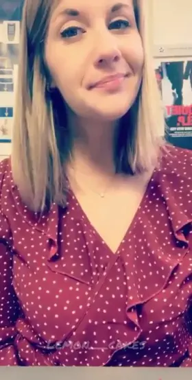 Quick flash while my boss is outside😝 [GIF]