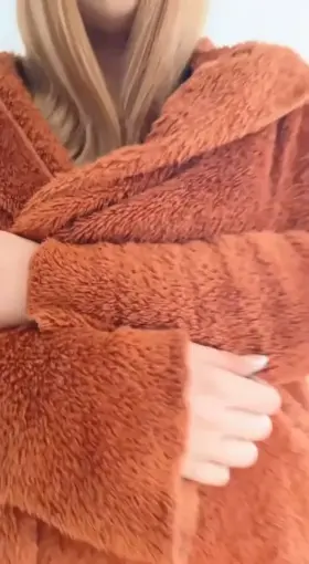 Just because they’re small doesn’t mean I’m not fuckable..right?..