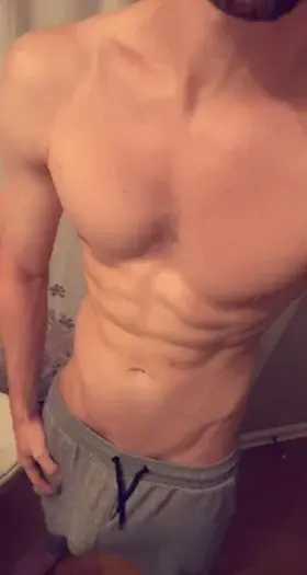 Taking fuck buddy applications. Think you’re qualified?