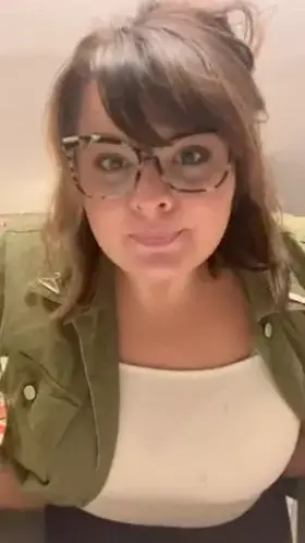 Some casual Friday boobs