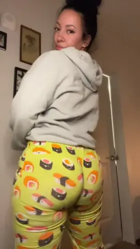 Big Ass Devouring and Killing Those Pajama Bottoms
