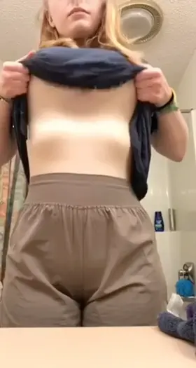 I was bad so my boyfriend is leaking my snaps on Reddit as punishment… (OC drop)