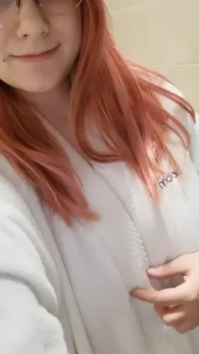 If You guess the size you can rub my back :3