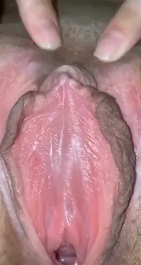 Im so horny that my pussy is literally pulsating