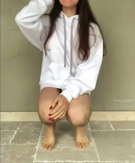 I’m looking for a cock to squat on, any takers? 🙈