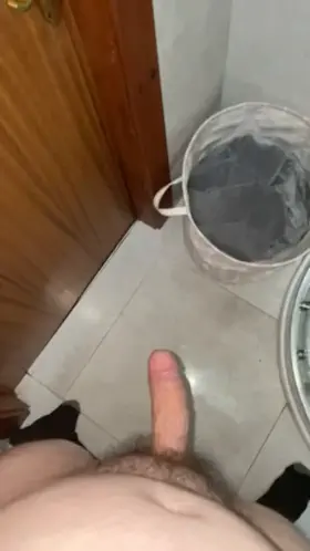 [23] Daddy bear top. Where are my delicious boy butts at? Cf9111