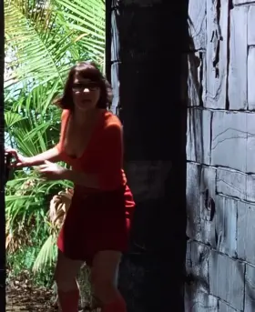 Linda Cardellini as Velma in Scooby Doo (2002)