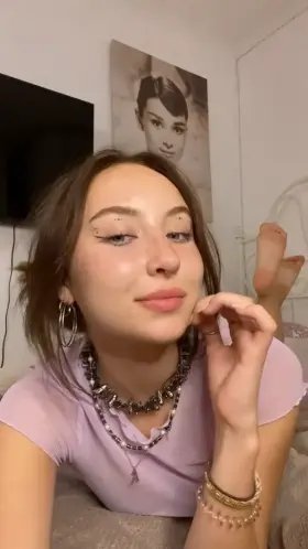 I hope my petite body can make your cock get hard… 😘