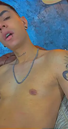 come to me right now 😈