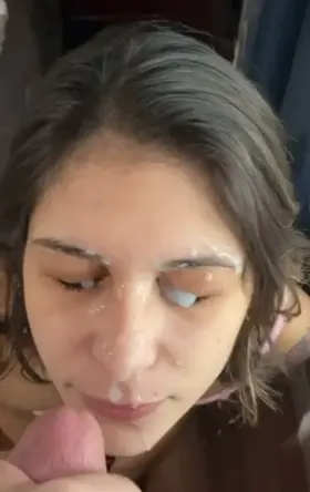 I let my college classmate cum over after lecture 😇