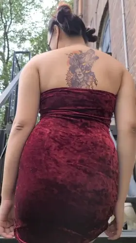 I love this dress but you would look better on me