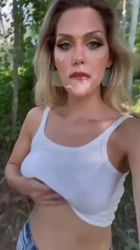 Let’s go for a walk in the woods 💦