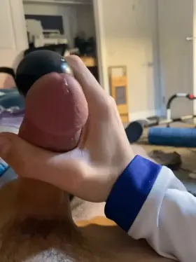 Found another use for my wife’s vibrator