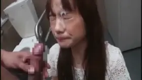 she hates sucking cock and hates cum even more