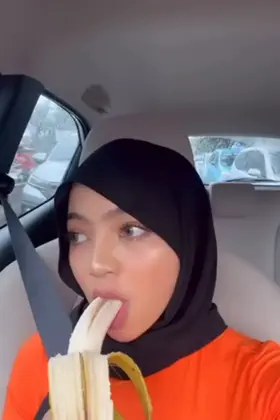 Sexy hijabi dick sucking lips