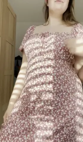 Sweet innocent mom next door? I don’t think so…😈