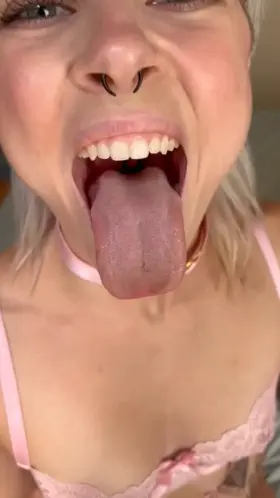 And getting sucked 😝😝