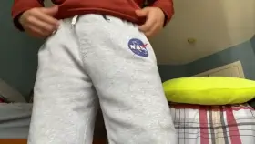 Who loves my huge cock 😈