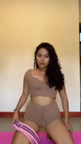 I just want to fuck an older man, any volunteer?