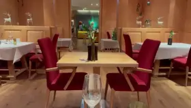 I wear no panties under my dress, i hope its not a problem