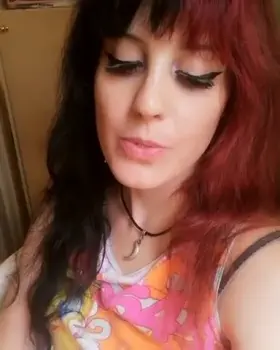 I make this face if you hit it right👅😜