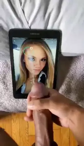 Big Load for a Classy Blonde ;)