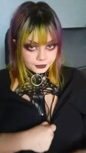 This harness gives me mommy vibes