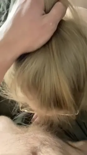 Just seeing if any redditors would volunteer to cum on my face