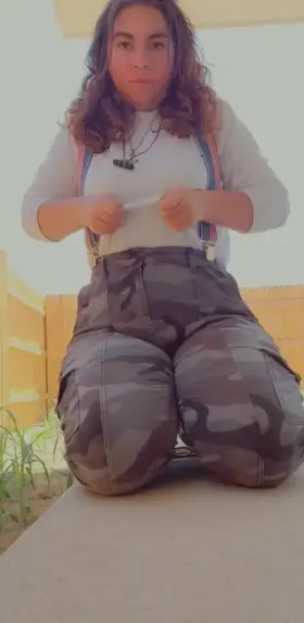 22f The guys building the house kept staring at me for some reason 😉