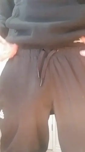 Wana take my 18 yr cock😈