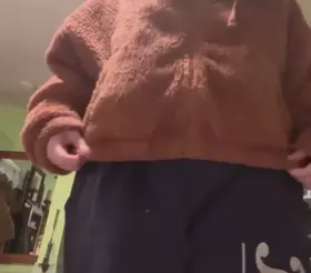 Could I be your little fucktoy? 🥺