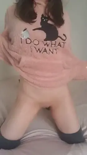 Wanna fuck my little body daddy ?