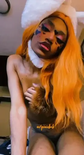 Finally! a day to actually appreciate my bunny hat!🐰💖