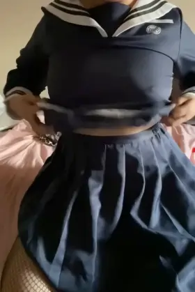 [Self] Toko wants her body to be discovered ✂️