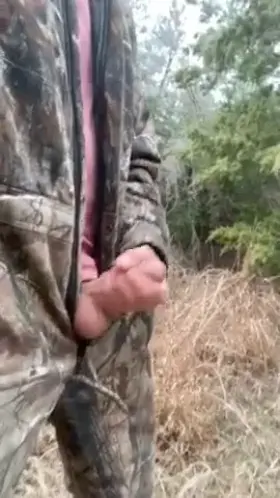 Jerking & cum in the woods