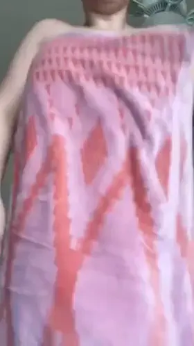 A towel drop to brighten your day 😛