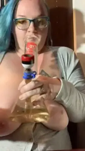 Wanna catch some Pokémon with me? [35F]