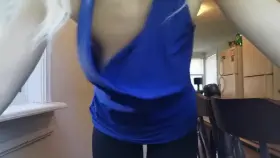 I love the way my hard nipples look in this shirt 💙👗