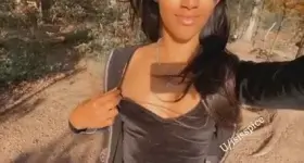 Flashing you my tits in public 🤫 It’s worth the risk