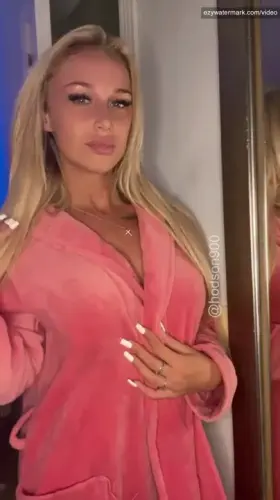 A te getting colder, let’s keep each other warm