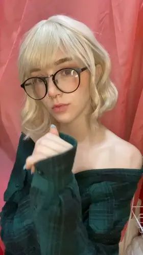 Nerdy little ahegao attempt