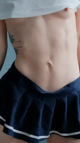 My sexy tummy makes you hard