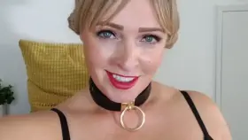 40 [f] If you pat it, she'll Purrr😝