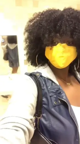 quick titty flash 🥰